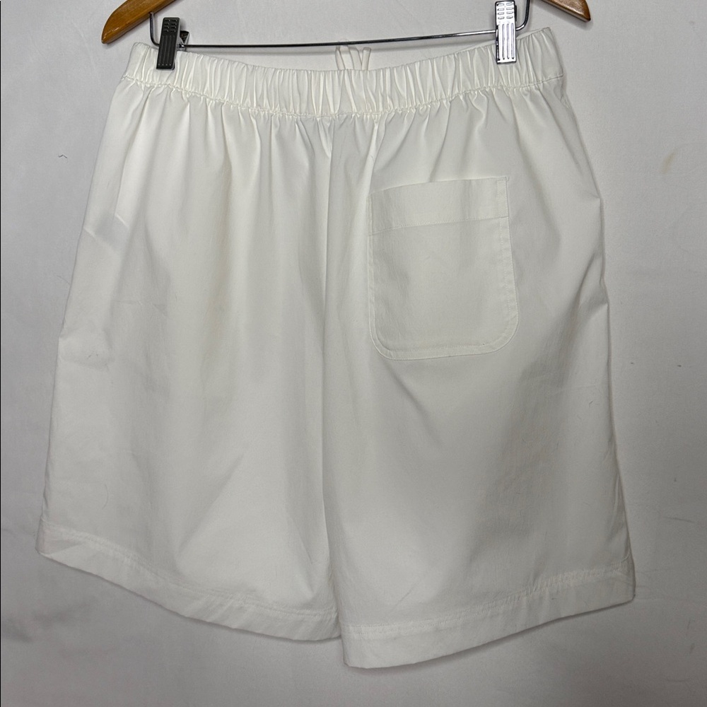 NWT Athleta drift poplin Bermuda pull on elastic waist UV 40% shorts sz M - Picture 6 of 7